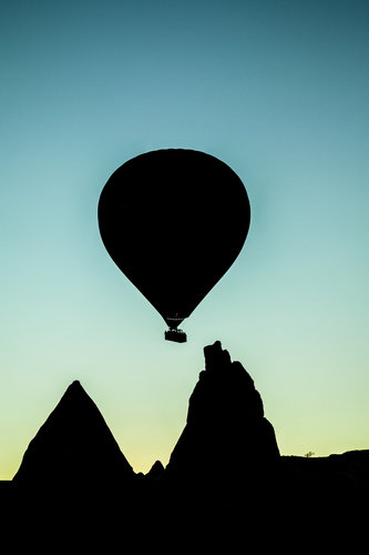 Air balloon silhouette