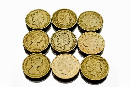 Британские монеты изолированные