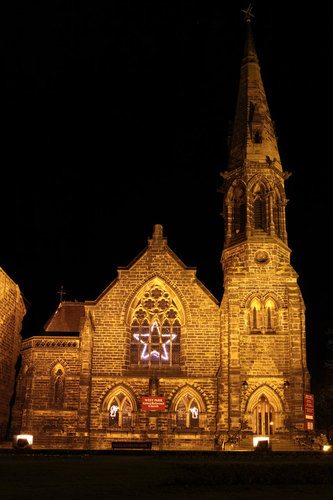 Chiesa illuminata