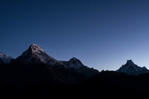 Coucher de soleil dans les montagnes