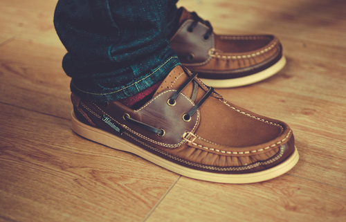 Pánské kožené boty s křížkovým stehem