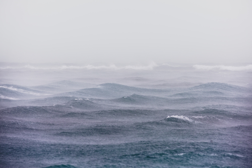 Oceán v bouři