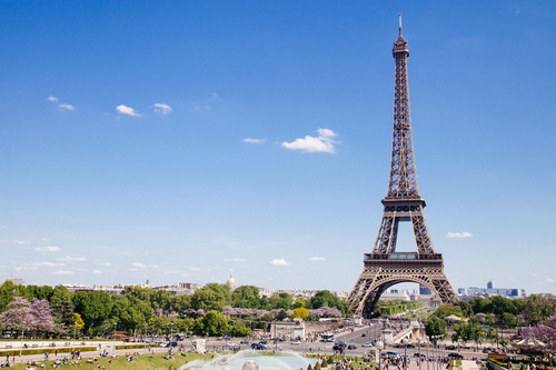 Eiffel tower in sunny day