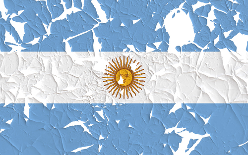 Bandeira Argentina com partes descascadas