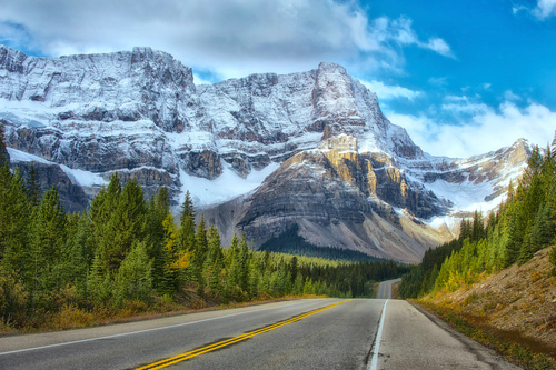 Estrada para Banff, Canadá
