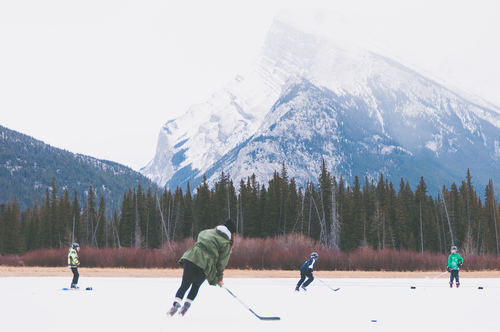 Hockey in het Nationaal Park Banff