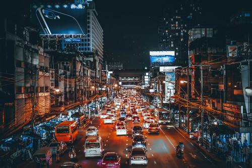 Kalabalık trafikte Bangkok, Tayland