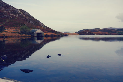 Río y la casa de Barmouth, Reino Unido