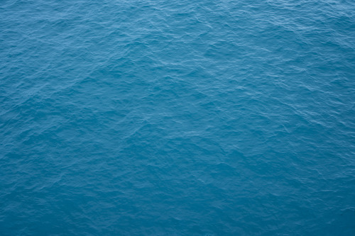 Superfície do oceano azul