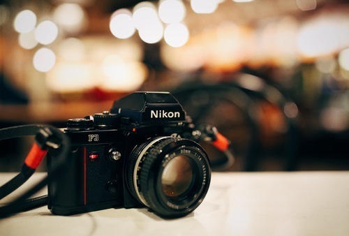 Nikon fotoğraf makinesi