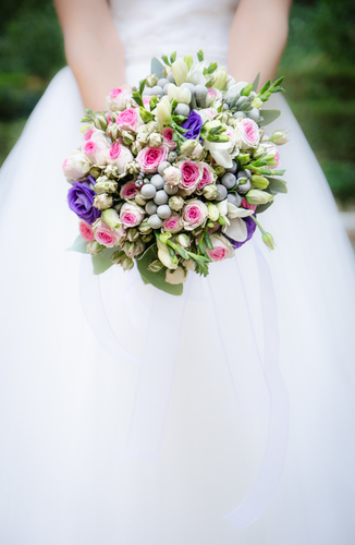 Bride with a regal bouquet