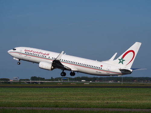 Royal Air Maroc Boeing neemt af