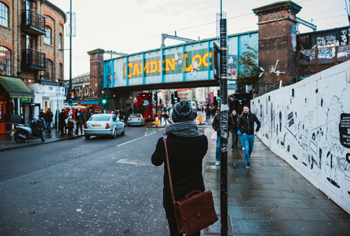 Люди в Камден блокування, Лондон, Великобританія