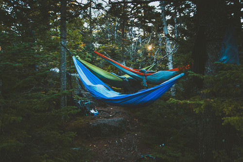 Hangmatten op de camping