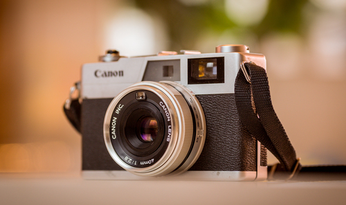 Câmera retro de Canon