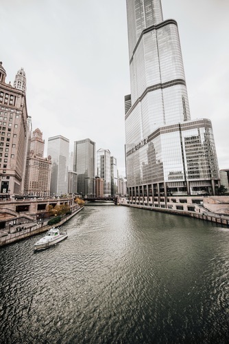 Río en el centro de Chicago