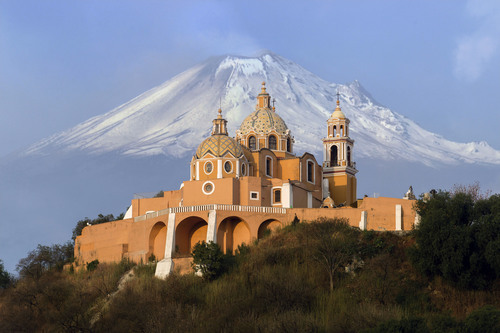 Chiesa ortodossa a piè del Monte