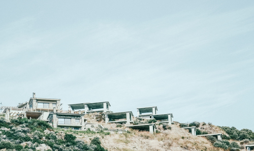 Maisons sur la colline