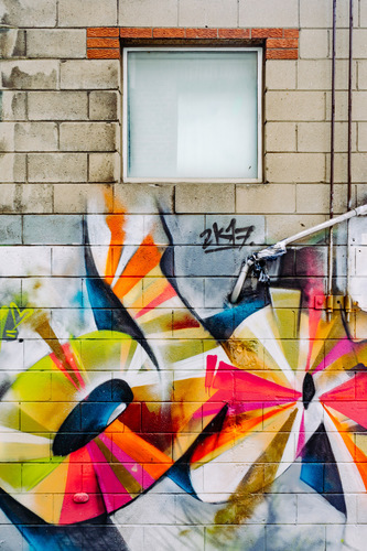 Colorful wall graffiti
