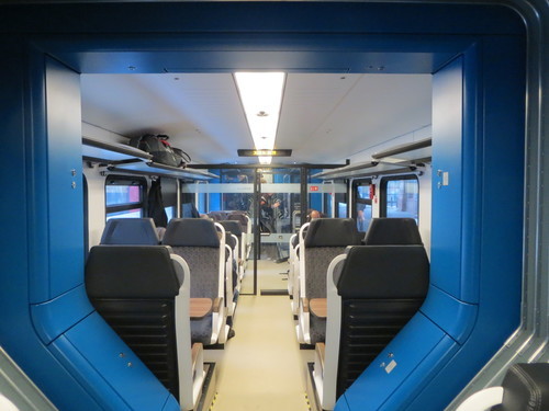 Tren moderno interior