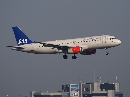 Airplane landing at Schiphol