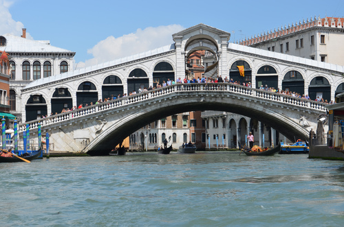 Ponte de Rialto em Veneza