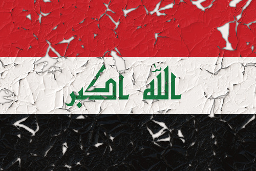 Irácká vlajka s částmi oloupané