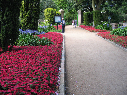 Parque florido em St. Helier
