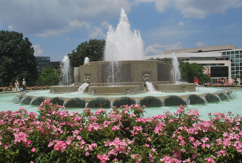 Large fountain in the city