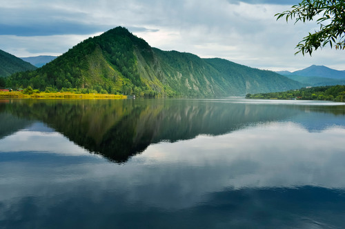 Річковий краєвид