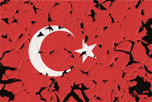 Den turkiska flaggan med hål