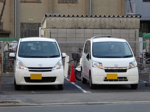 Daihatsu move LA100S cars