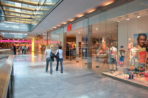 Magasin Hennes Mauritz &