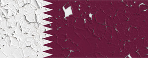 Qatars flagga med hål