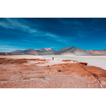 Homem no deserto de Atacama, Chile