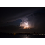 Tempestade sobre a ilha de Burano, Veneza, Itália